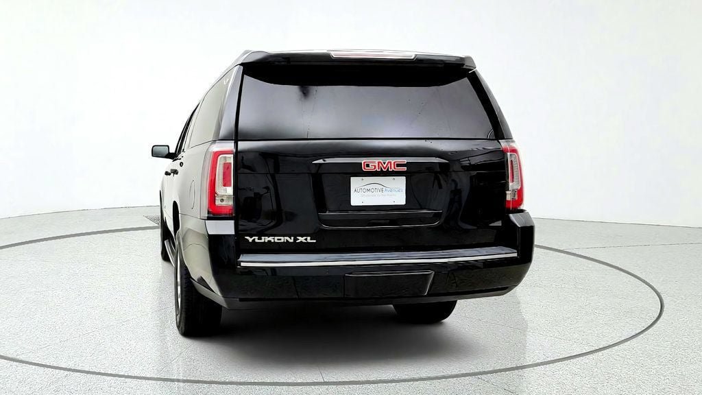 Used 2019 GMC Yukon XL SLT w/ Open Road Package AWD/4WD image 6