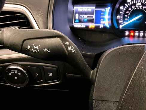 Certified 2022 Ford Edge SE w/ Black Appearance Package image 30