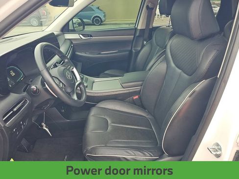Used 2023 Hyundai Palisade SEL FWD image 6