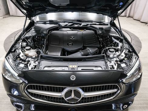 Used 2023 Mercedes-Benz C 300 Sedan image 34