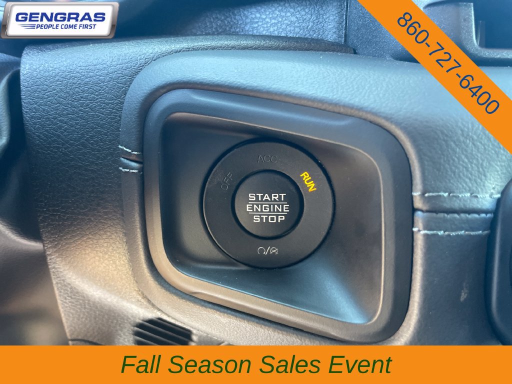 Used 2025 Jeep Wrangler Unlimited Sahara AWD/4WD image 48