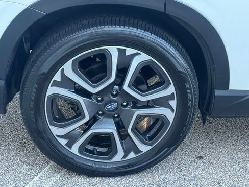 Used 2023 Subaru Ascent Limited w/ Technology Package AWD/4WD image 14