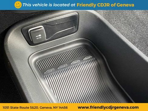 New 2026 Chrysler Pacifica Select AWD/4WD image 20