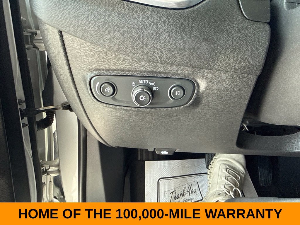 Used 2020 Chevrolet Equinox Premier FWD image 17