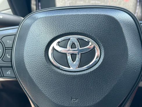 Used 2026 Toyota Corolla Cross L FWD image 30