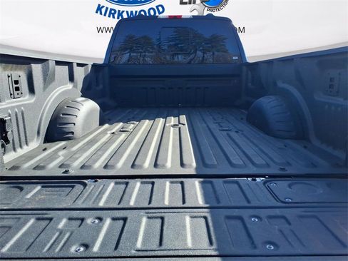 Used 2025 Ford F350 Lariat image 23