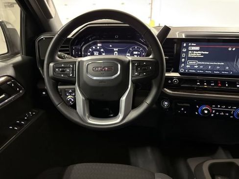 Used 2024 GMC Sierra 1500 SLE w/ Preferred Package AWD/4WD image 11