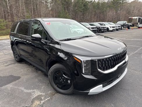 New 2026 Kia Carnival image 1