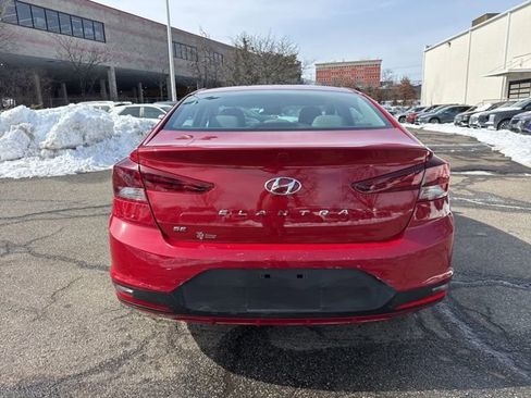 Used 2020 Hyundai Elantra SE image 15