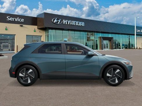 New 2026 Hyundai Ioniq 5 SEL AWD/4WD image 7