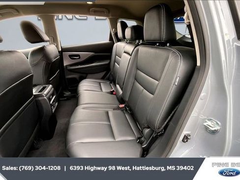 Used 2024 Nissan Murano SV w/ SV Midnight Edition Package image 19