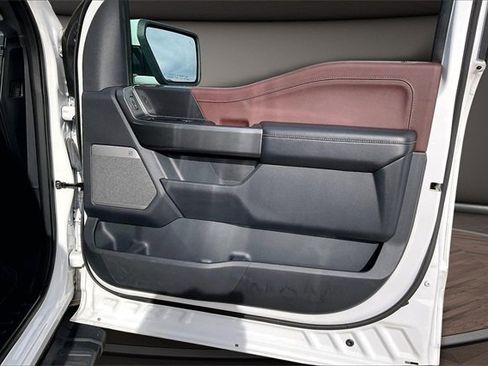 Used 2022 Ford F150 Lariat w/ Equipment Group 502A High image 23