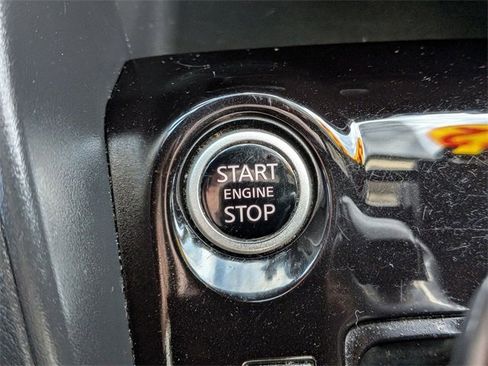 Used 2022 Nissan Kicks S image 15