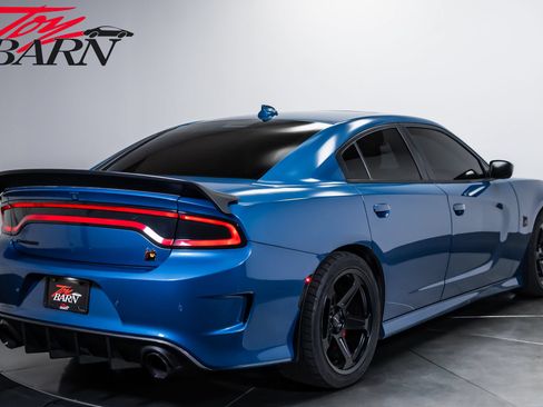 Used 2022 Dodge Charger Scat Pack RWD image 5