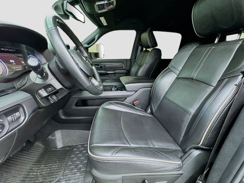 Used 2022 RAM 2500 Limited w/ Towing Technology Group image 13