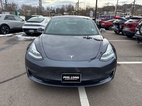 Used 2019 Tesla Model 3 Long Range image 35