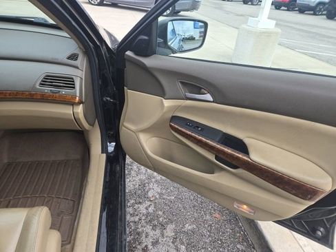 Used 2010 Honda Accord EX-L image 8