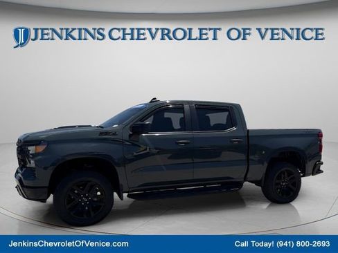 Certified 2025 Chevrolet Silverado 1500 Custom Trail Boss w/ Dark Appearance Package AWD/4WD image 9