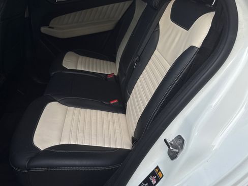 Used 2019 Mercedes-Benz GLE 43 AMG 4MATIC image 9