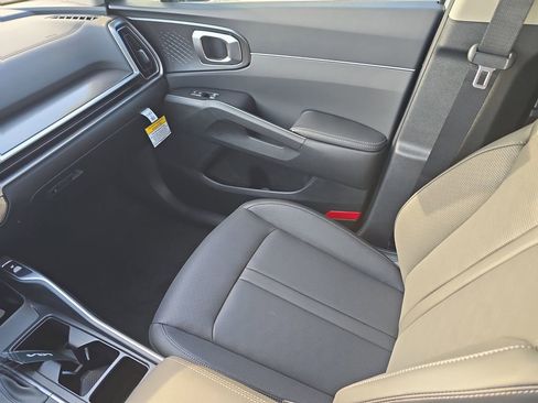 New 2026 Kia Sorento S image 15