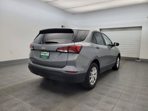 Used 2023 Chevrolet Equinox LS w/ LS Convenience Package FWD image 9