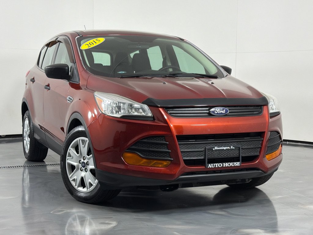 Used 2015 Ford Escape S FWD image 2