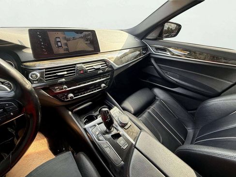 Used 2018 BMW 540i xDrive AWD/4WD image 18