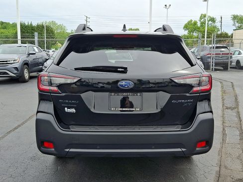 Used 2024 Subaru Outback Onyx Edition XT AWD/4WD image 5