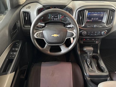 Used 2020 Chevrolet Colorado W/T w/ Custom Special Edition image 18