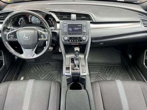 Used 2018 Honda Civic Sport image 3