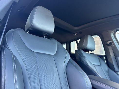 Used 2024 BMW X4 xDrive30i w/ Parking Assistance Package image 18