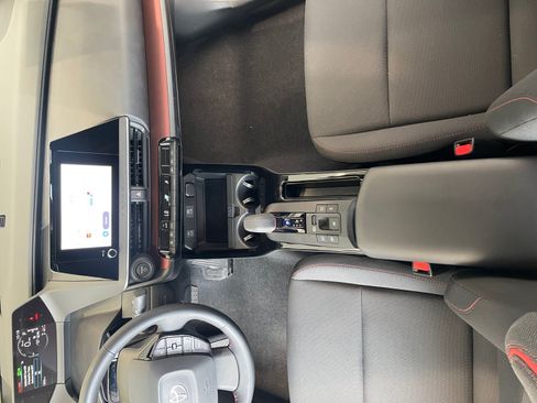 Certified 2026 Toyota Prius Plug-In Hybrid FWD image 15