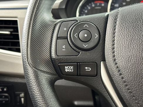 Used 2016 Toyota Corolla LE FWD image 25