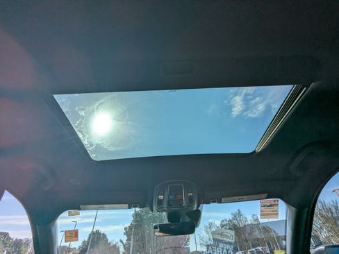 Certified 2025 Jeep Grand Cherokee L Laredo w/ Trailer Tow Package image 13