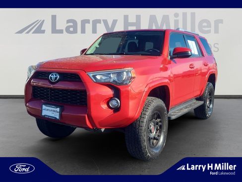 Used 2017 Toyota 4Runner SR5 image 1