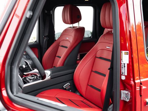 Used 2024 Mercedes-Benz G 63 AMG 4MATIC image 6