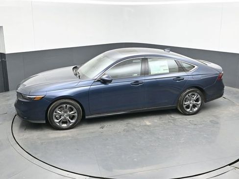 New 2026 Honda Accord EX-L image 34