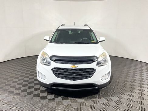Used 2017 Chevrolet Equinox LT w/ Convenience Package AWD/4WD image 4