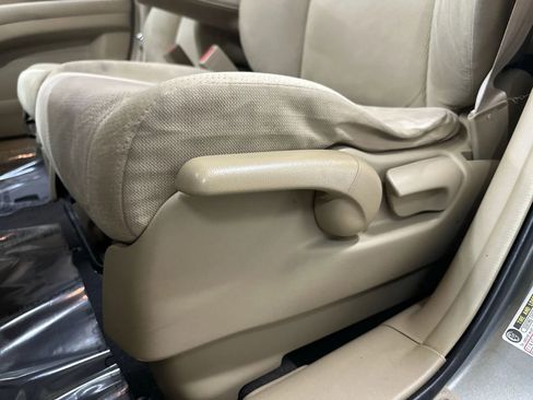 Used 2010 Honda CR-V EX image 14