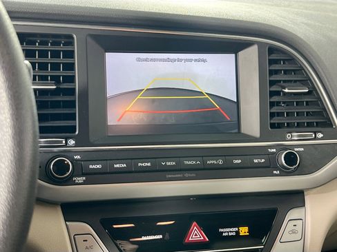 Used 2018 Hyundai Elantra SEL image 13