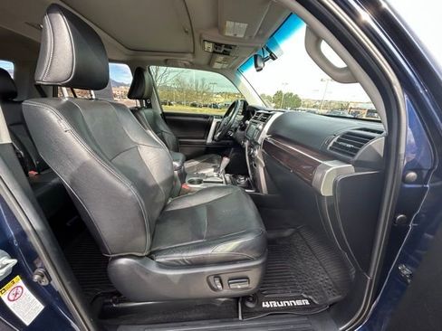 Used 2018 Toyota 4Runner Limited image 32