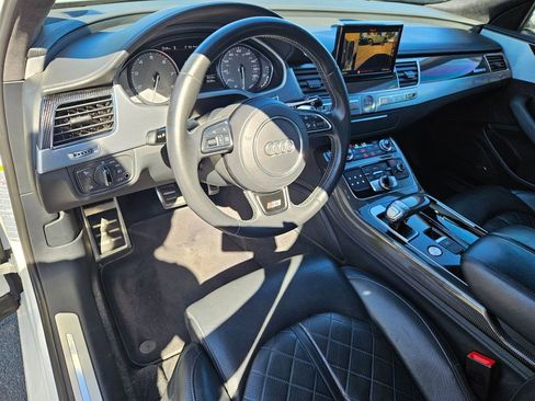 Used 2014 Audi S8 image 13