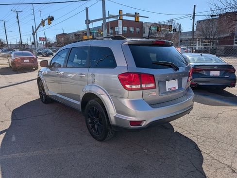 Used 2019 Dodge Journey SE w/ Connectivity Group image 8
