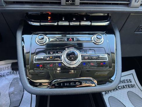 Certified 2022 Lincoln Corsair AWD w/ Premium Package image 21