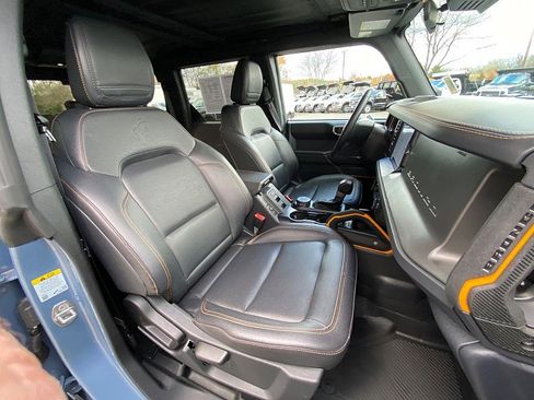 Certified 2024 Ford Bronco Badlands image 25