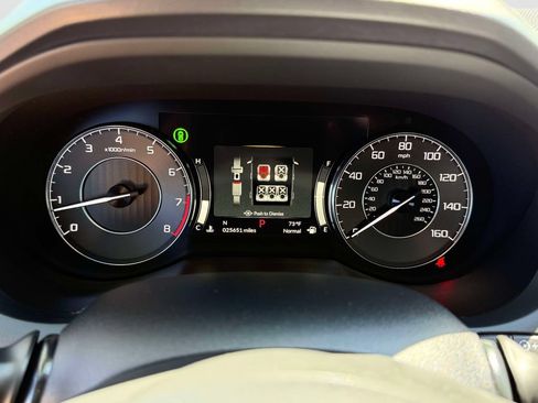Used 2025 Acura RDX SH-AWD image 18