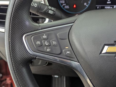 Used 2020 Chevrolet Equinox LS image 17