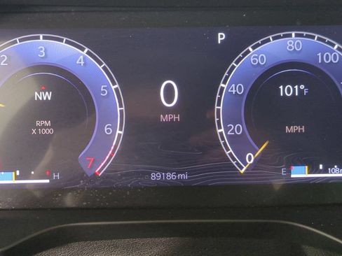 Used 2024 Jeep Grand Cherokee L Limited AWD/4WD image 20
