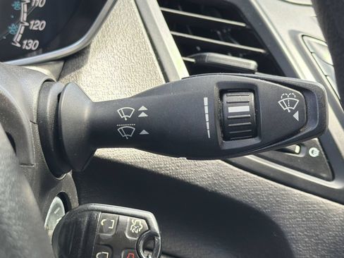 Certified 2018 Ford Fiesta SE FWD image 11