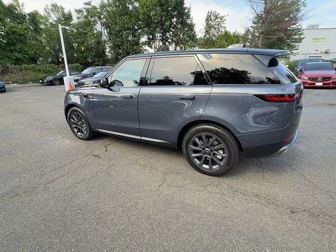 Used 2024 Land Rover Range Rover Sport SE AWD/4WD image 6